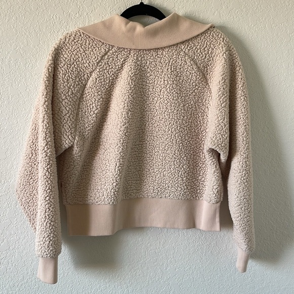 VS PINK Cream Sherpa Quarter Pullover Small EUC - Picture 5 of 5